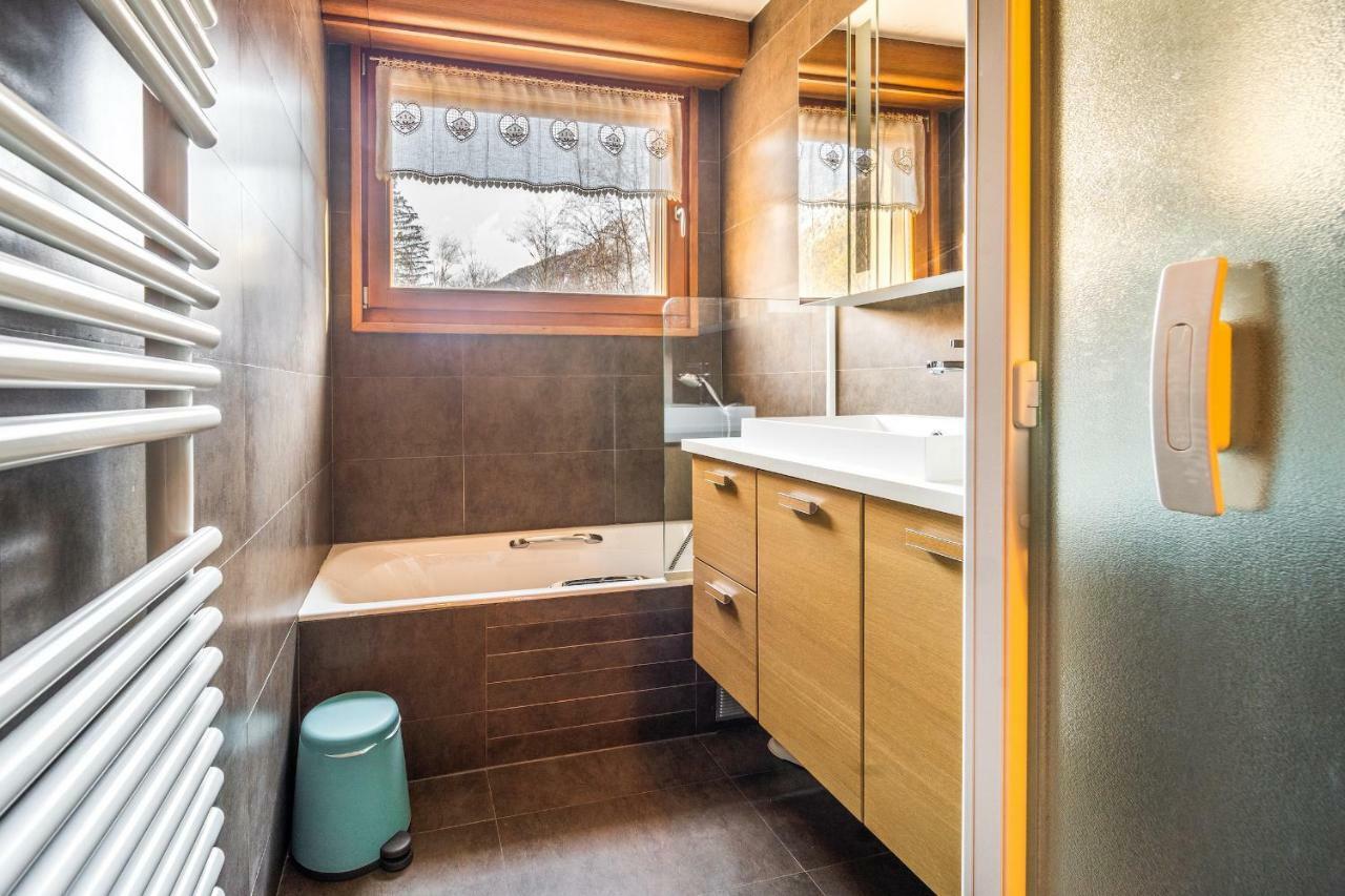 Appartamento Grand Appt Vue Mont Blanc Chamonix Esterno foto